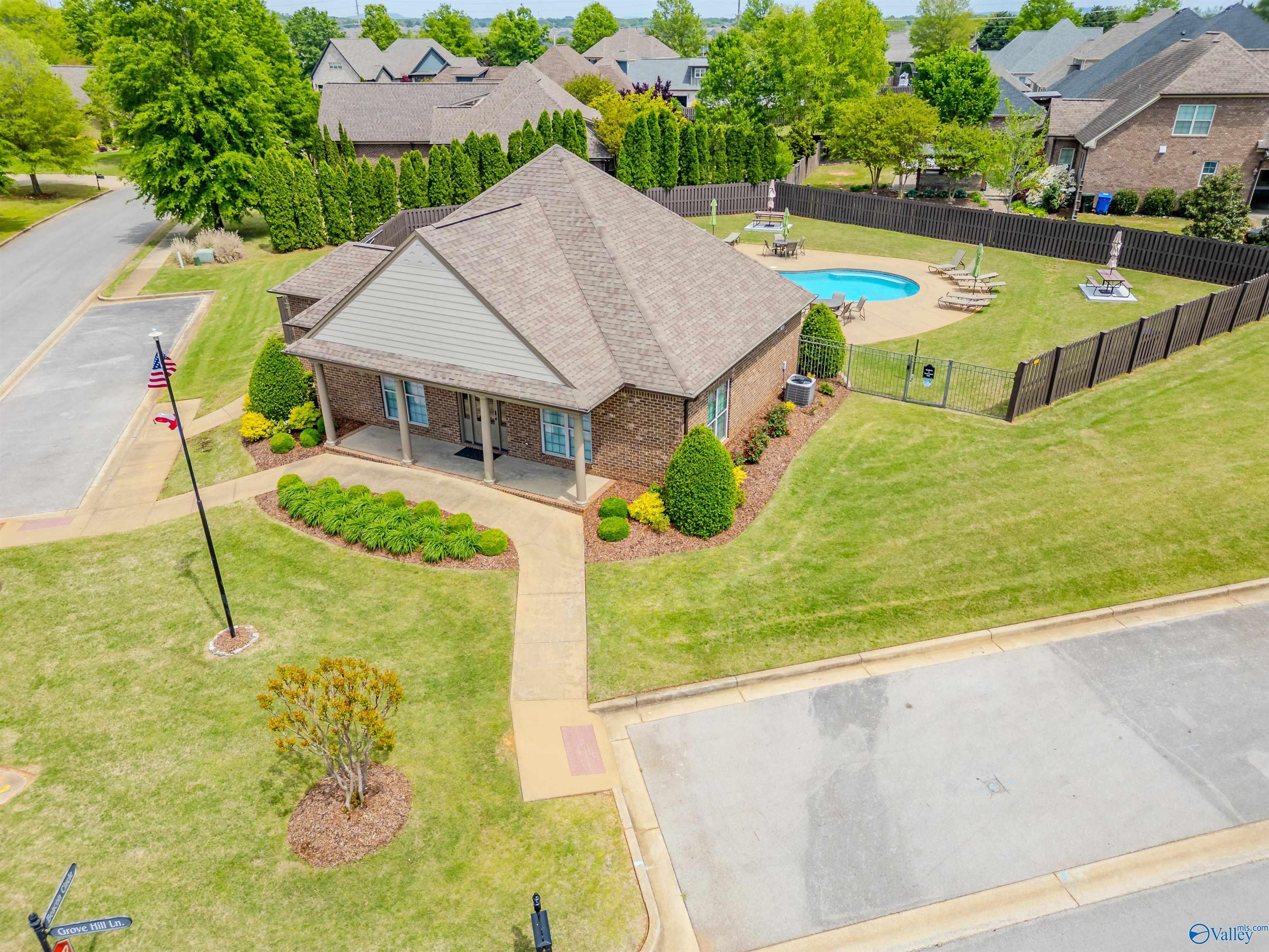 24908 Grovehill Lane, Athens, Alabama image 40