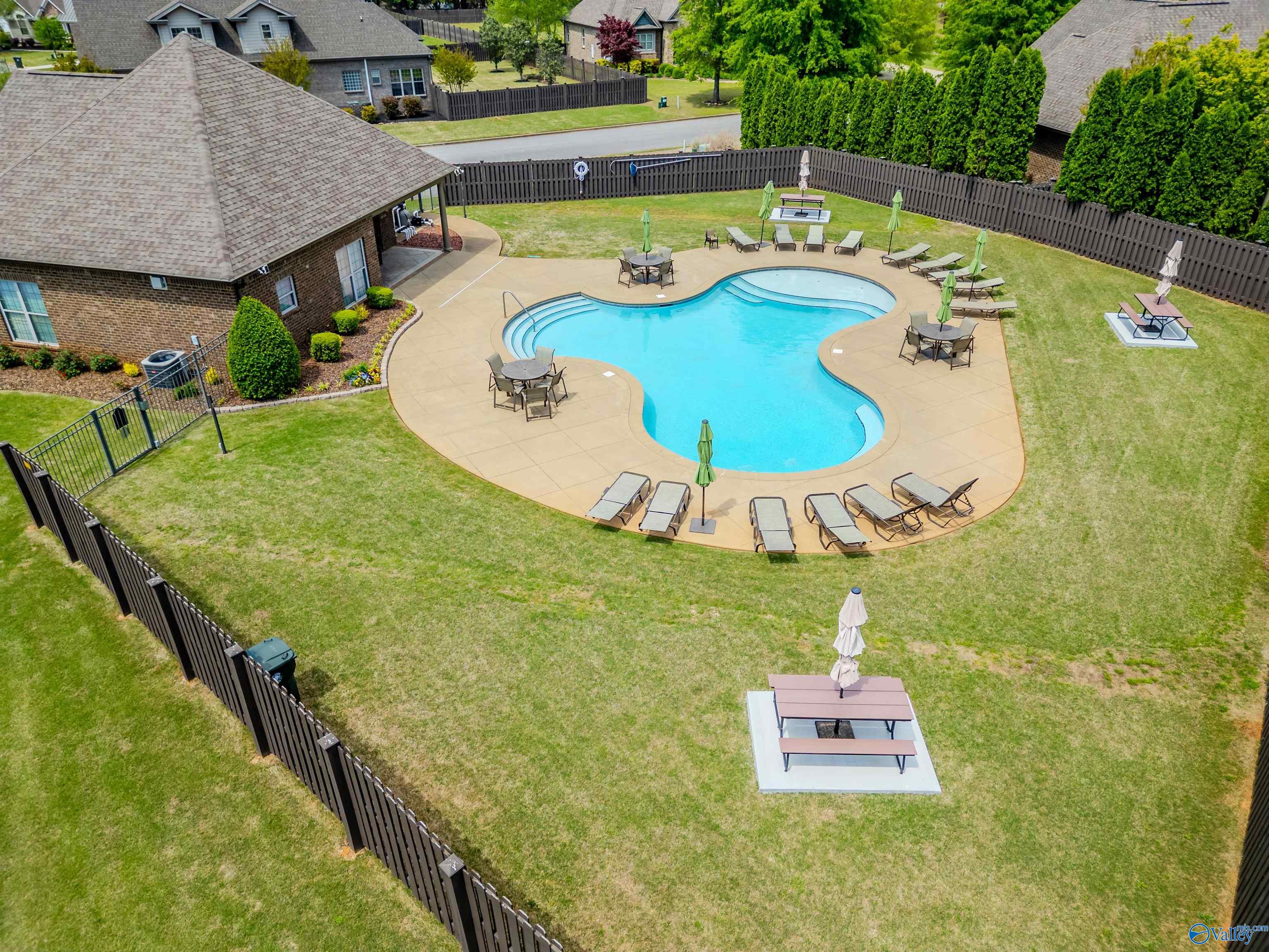24908 Grovehill Lane, Athens, Alabama image 41