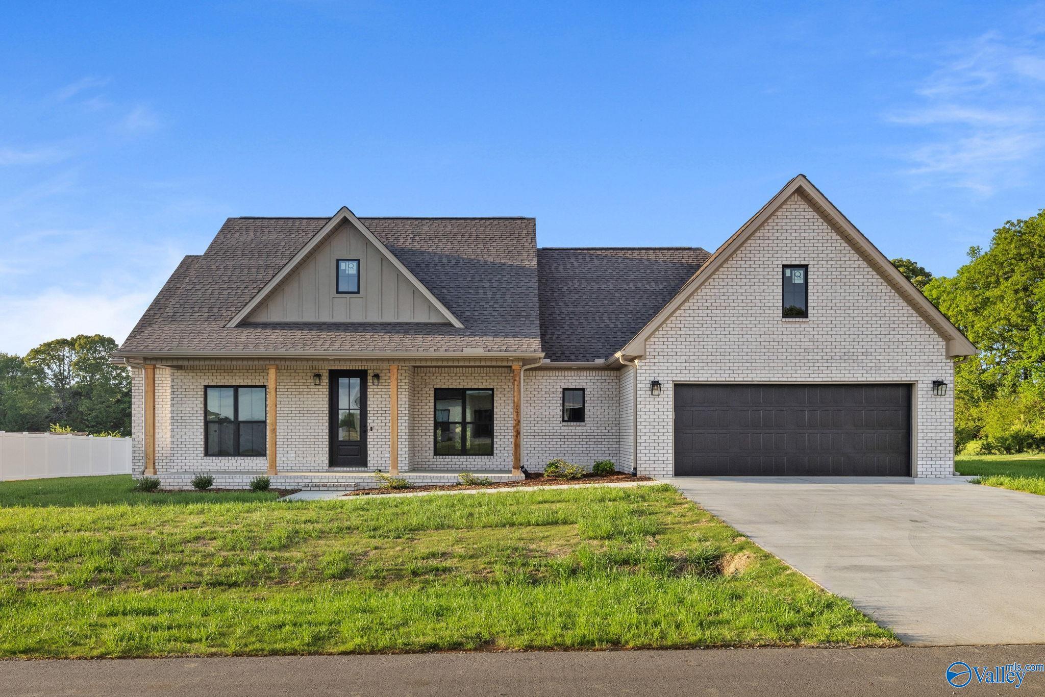 191 Spry Way, Killen, Alabama image 1