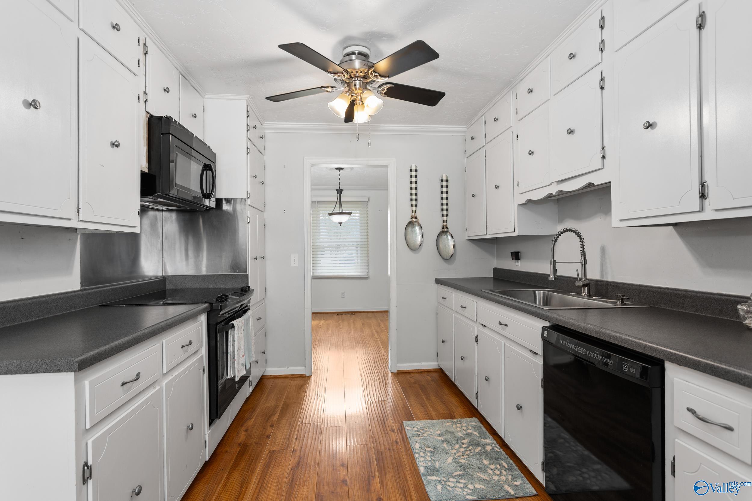 190 Peteet Street, Rainbow City, Alabama image 9