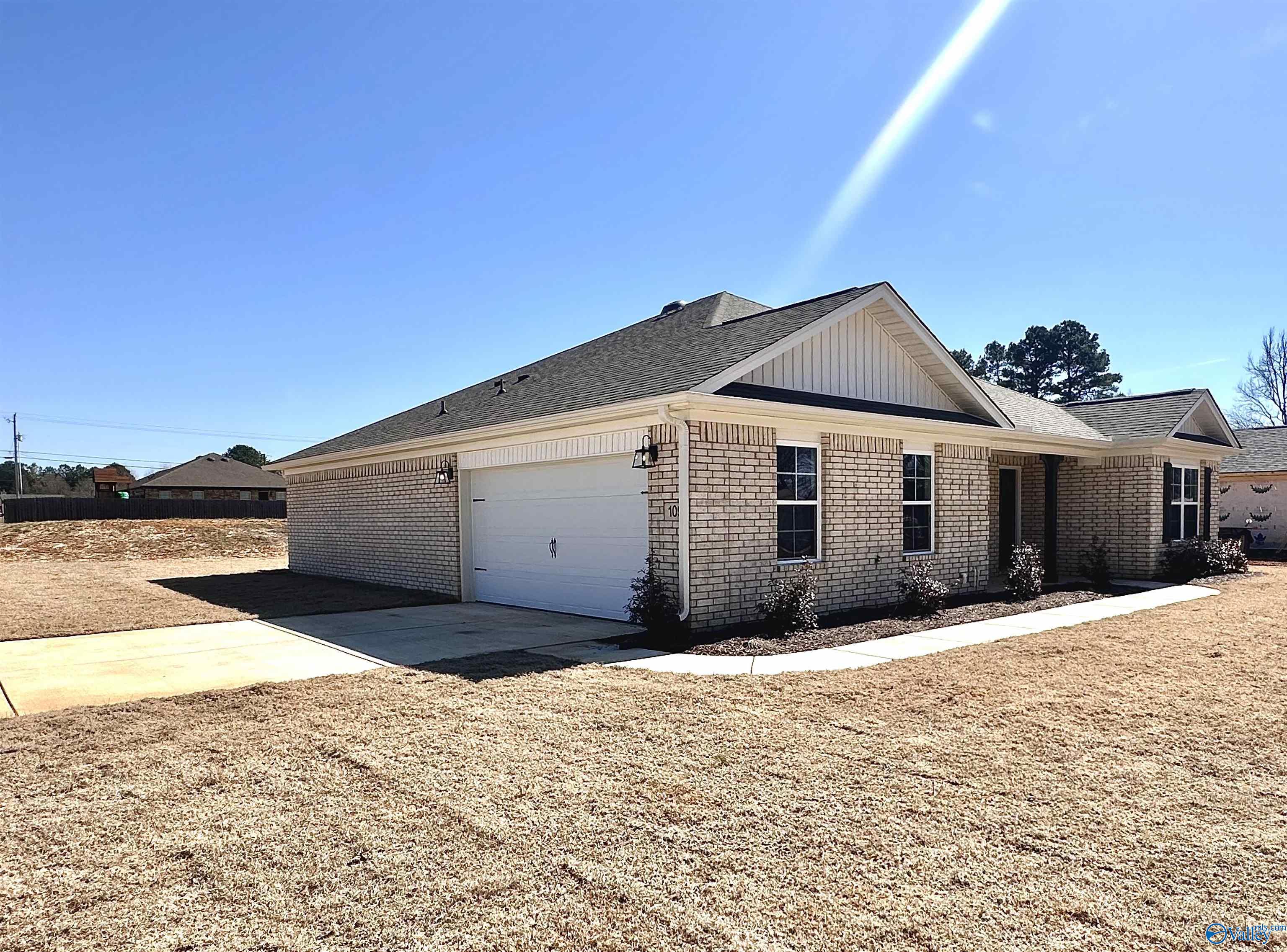 109 Gulf Hills Avenue, Toney, Alabama image 2