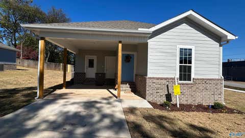 Homes For Sale - 400 W Lee Street<br/> Athens, AL 35611