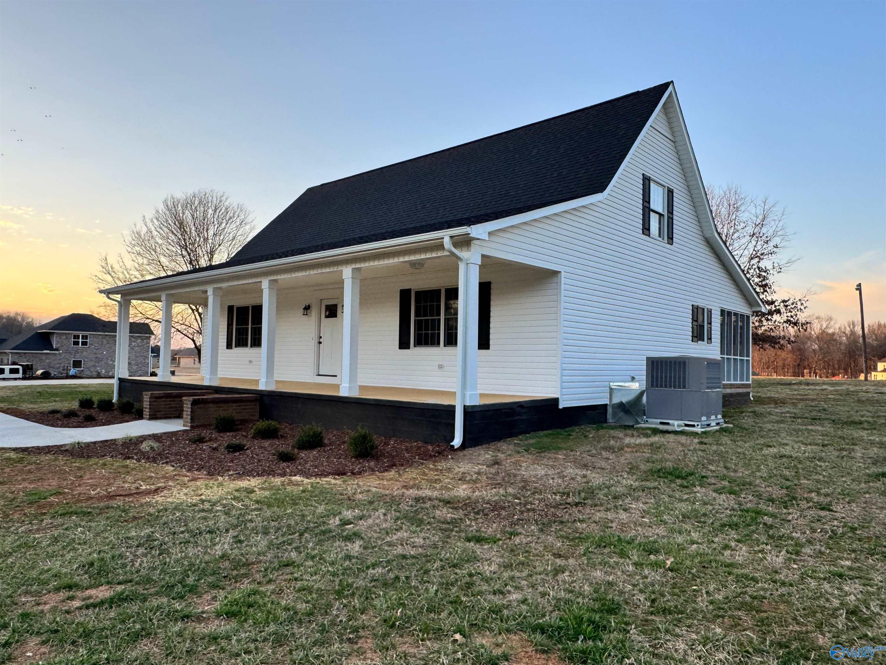 815 Beaver Dam Road, Toney, Alabama image 3