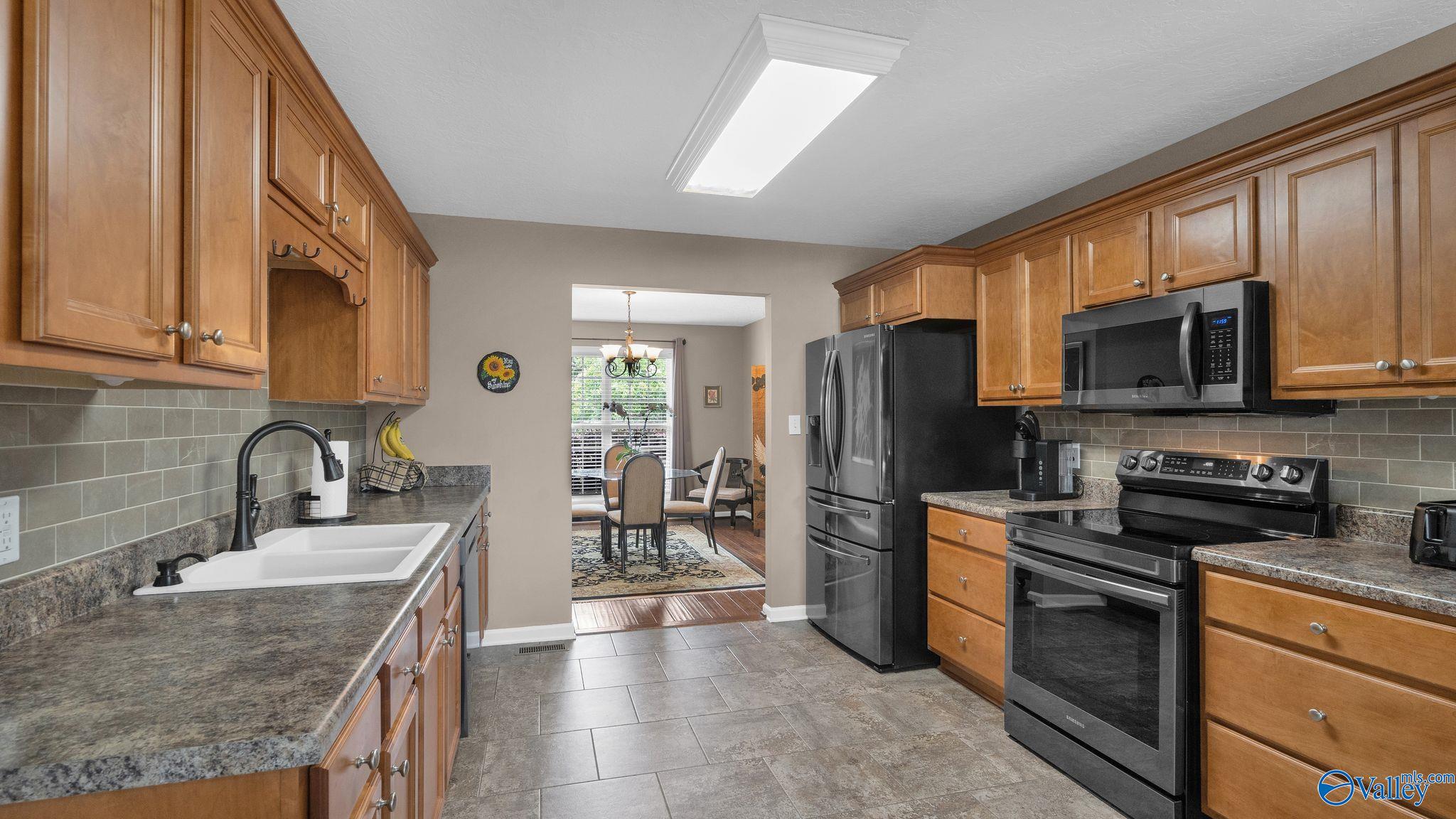 1872 Anthony Drive, Southside, Alabama image 9