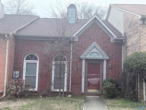 Townhouse For Rent - 248 West Lake Circle<br/> Madison, AL 35758