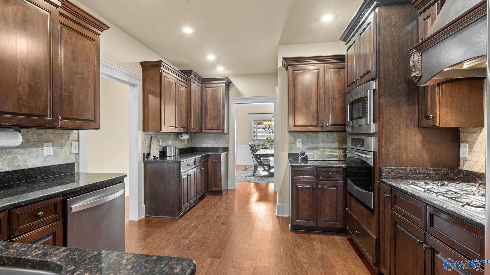 221 Meadow Wood Drive, Madison, Alabama image 21