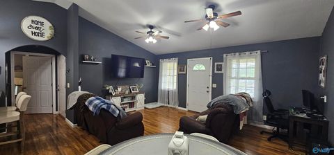 Homes For Sale - 408 County Road 449<br/> Dutton, AL 35744