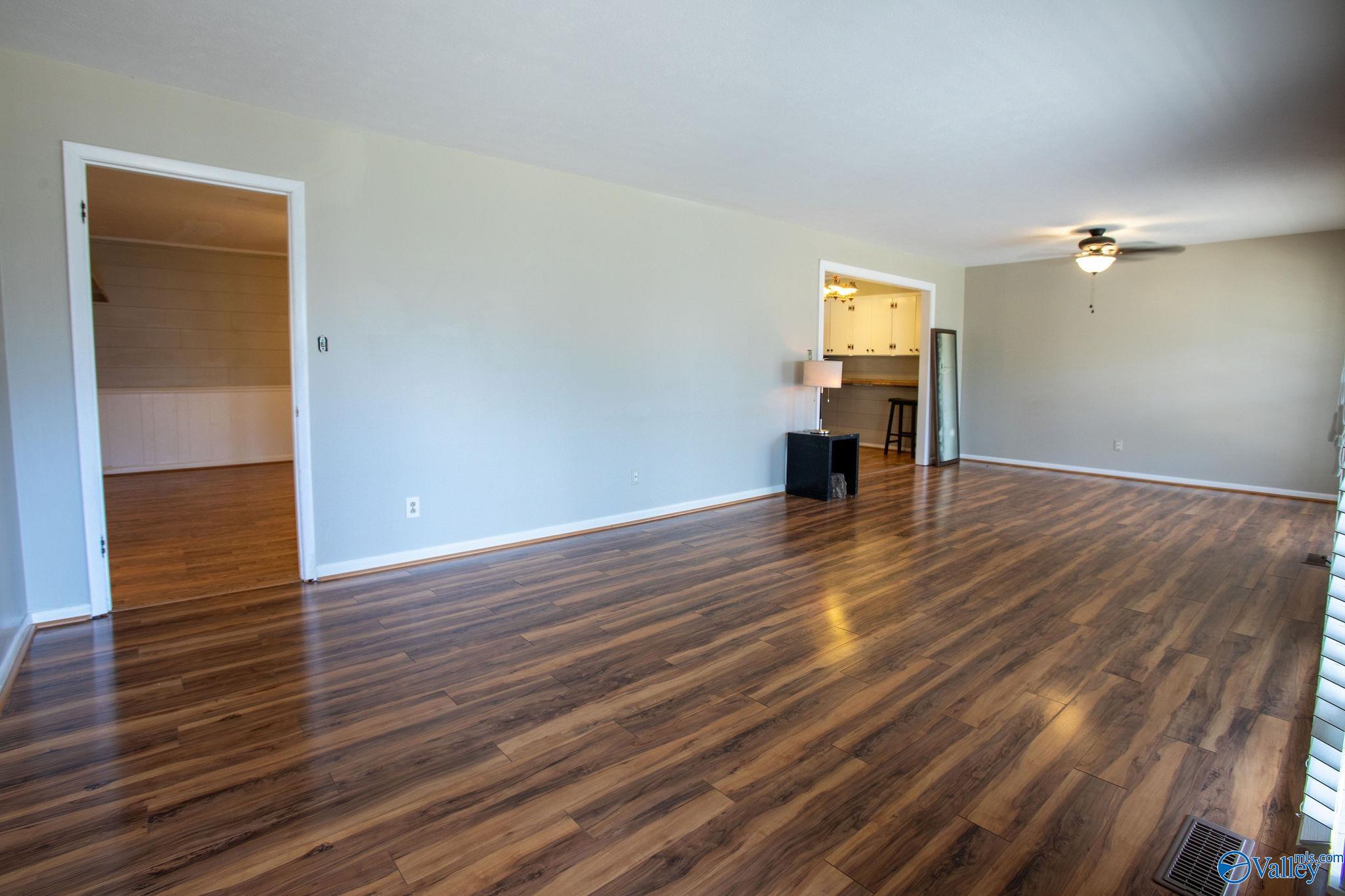 301 Nottingham Drive, Gadsden, Alabama image 5