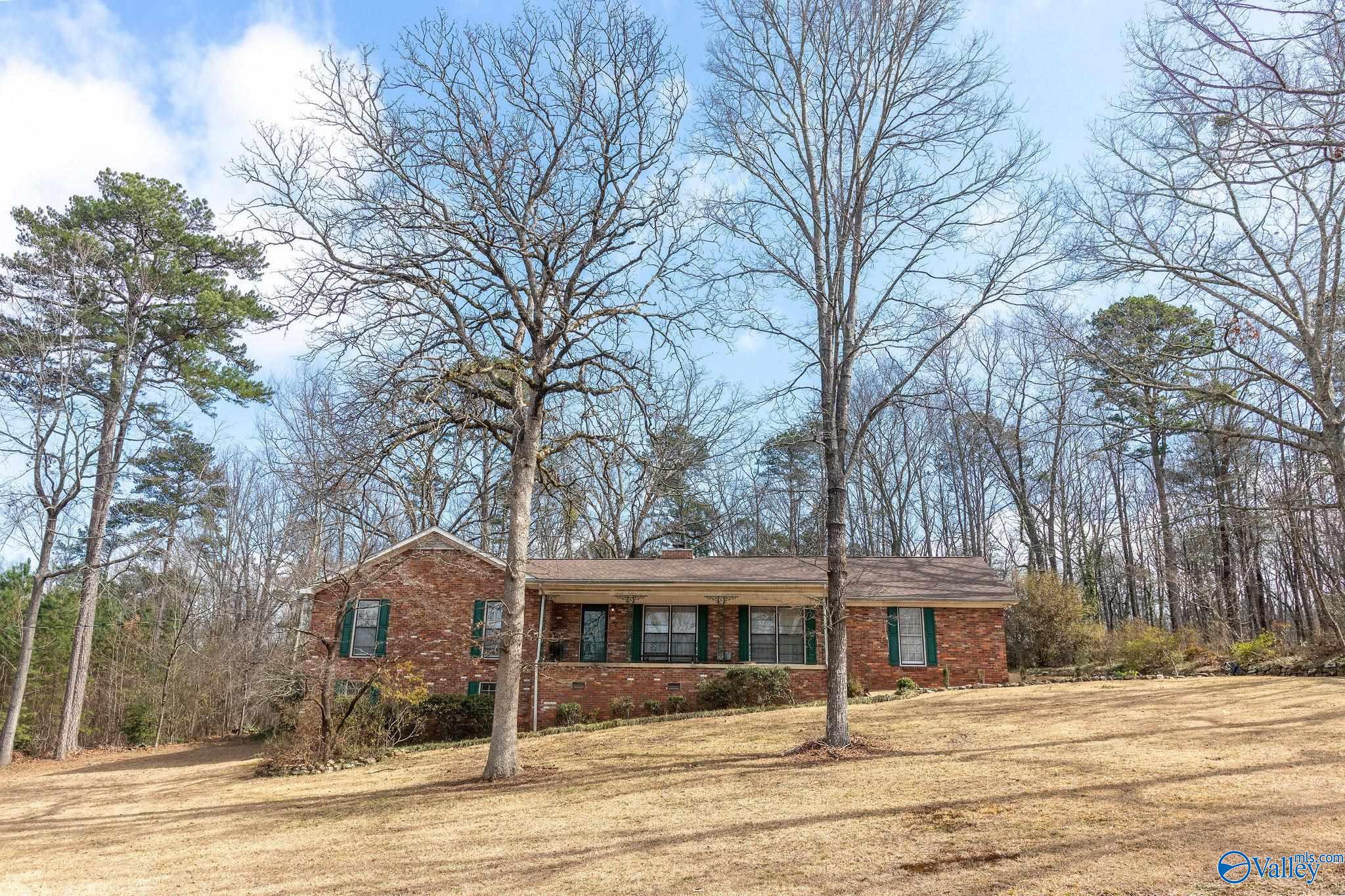 301 Nottingham Drive, Gadsden, Alabama image 1