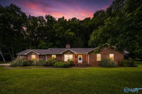 Homes For Sale - 105 Mohawk Road<br/> Madison County, Owens Cross Roads, AL 35763
