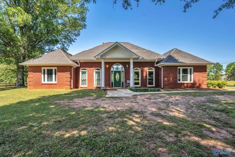 Photo of 5955 Spring Creek Road, Montevallo, AL 35115 (MLS # 21919172)