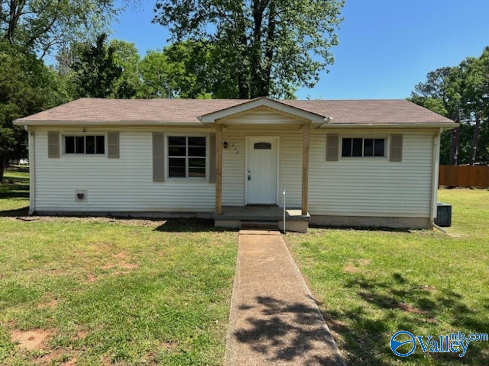 322 Pauline Drive, Hazel Green, Alabama image 1