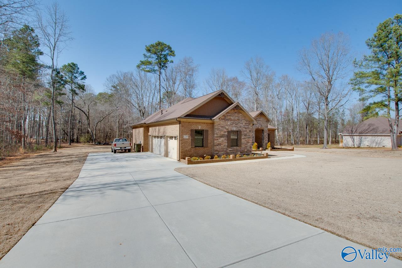 229 Goose Pond Island Drive, Scottsboro, Alabama image 37