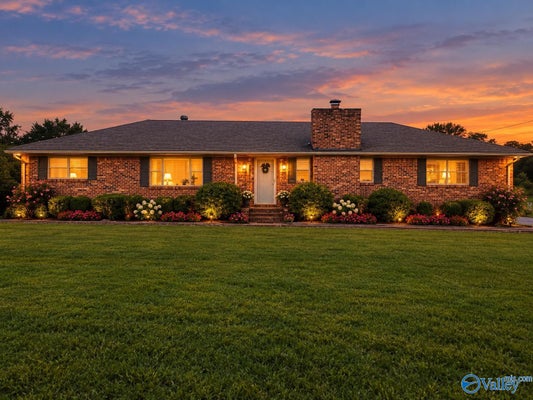 2130 SOLITUDE RD, ALBERTVILLE, AL 35950 - Image f229ff30cfd980b542707f8ab7abef68/3346373750