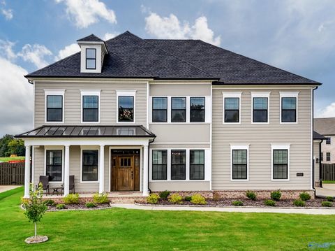 Photo of 8021 SW Tupelo Gum Trace, Huntsville, AL 35802 (MLS # 21909757)