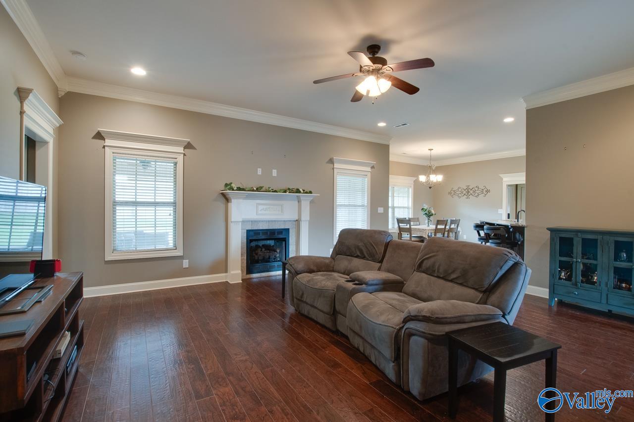 13095 Covington Drive, Athens, Alabama image 9