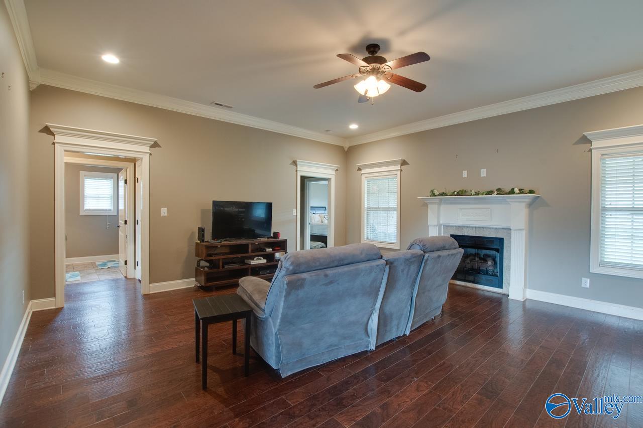 13095 Covington Drive, Athens, Alabama image 10