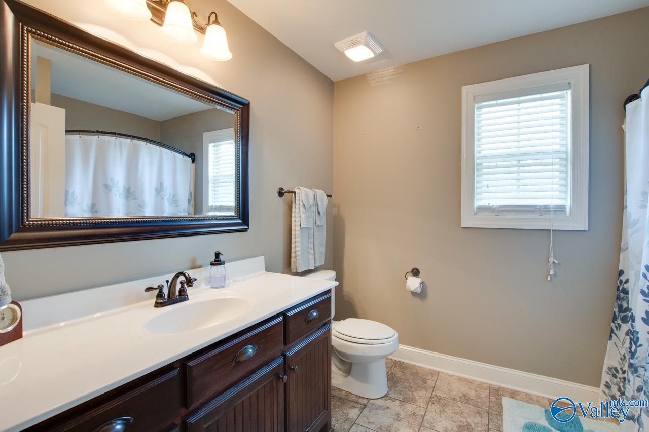 13095 Covington Drive, Athens, Alabama image 25