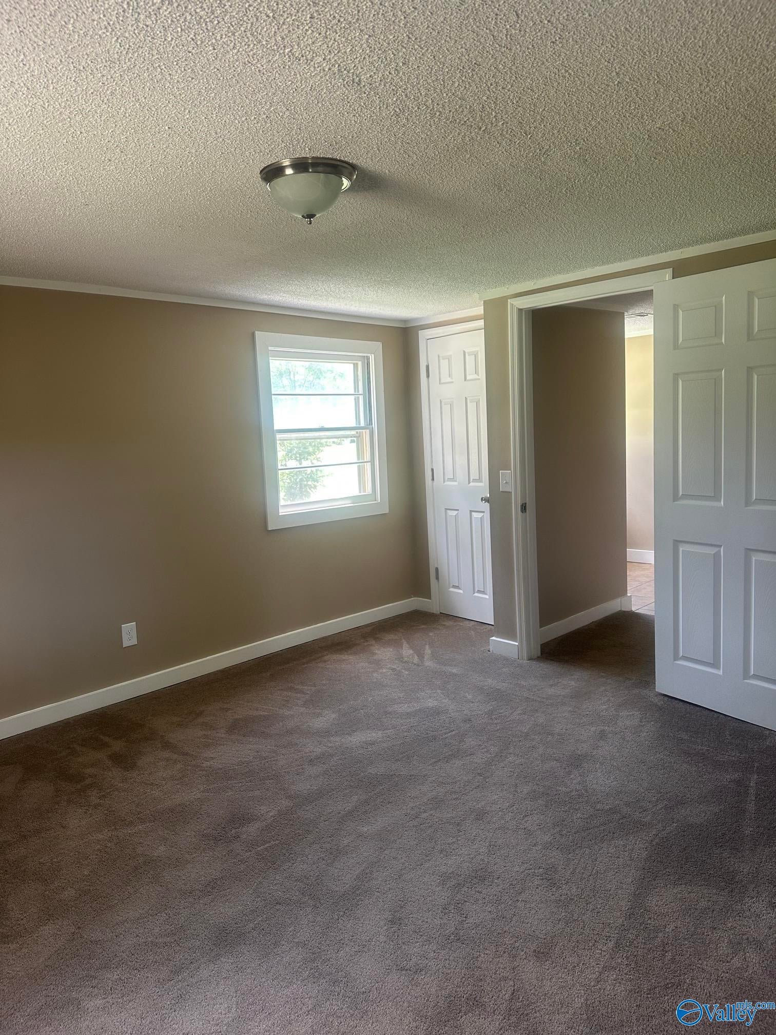 1401B North Main Street