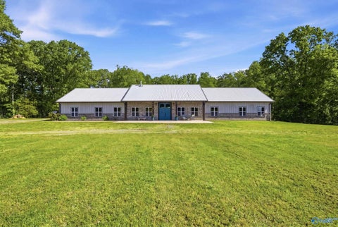 Homes For Sale - 304 County Road 1282<br/> Cullman County, Falkville, AL 35622