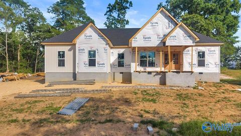 Photo of 400 County Road 1010, Fort Payne, AL 35968 (MLS # 21919244)