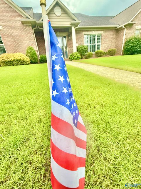 Townhouse For Sale - 127 Jackson Way<br/> Decatur, AL 35603