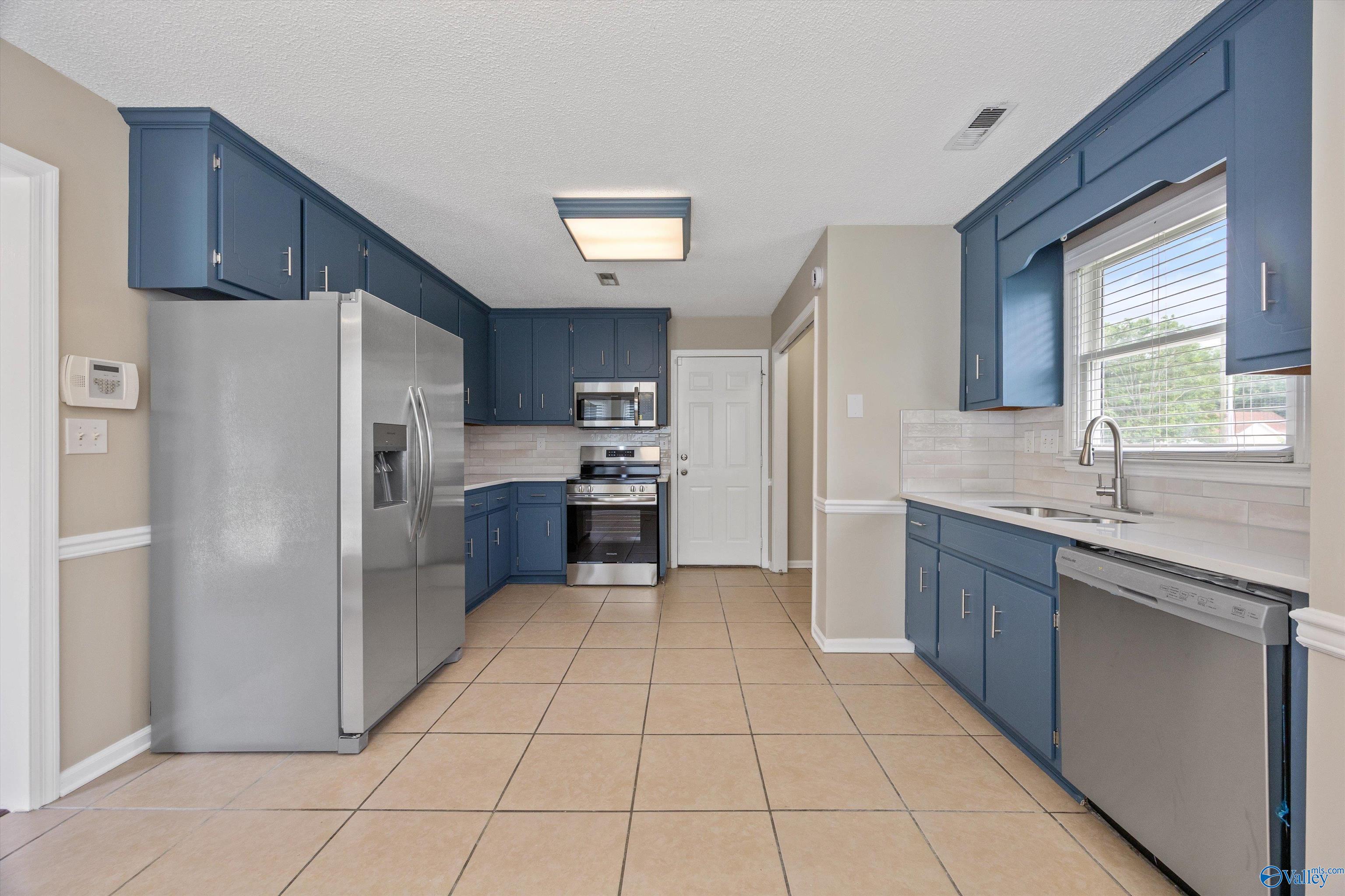 116 Clear Creek Drive, New Market, Alabama image 12