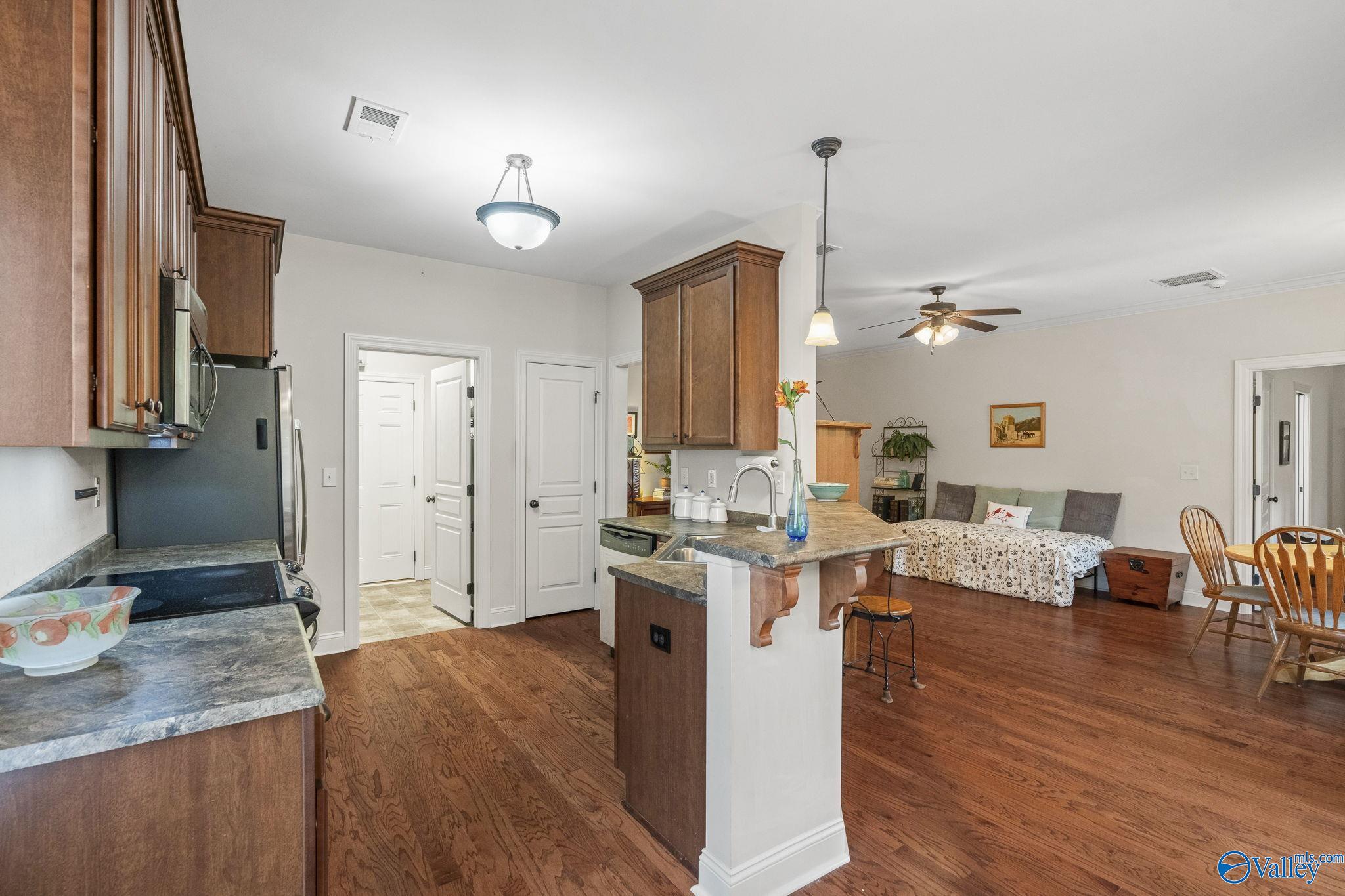 117 Somerset Park Drive, Huntsville, Alabama image 9
