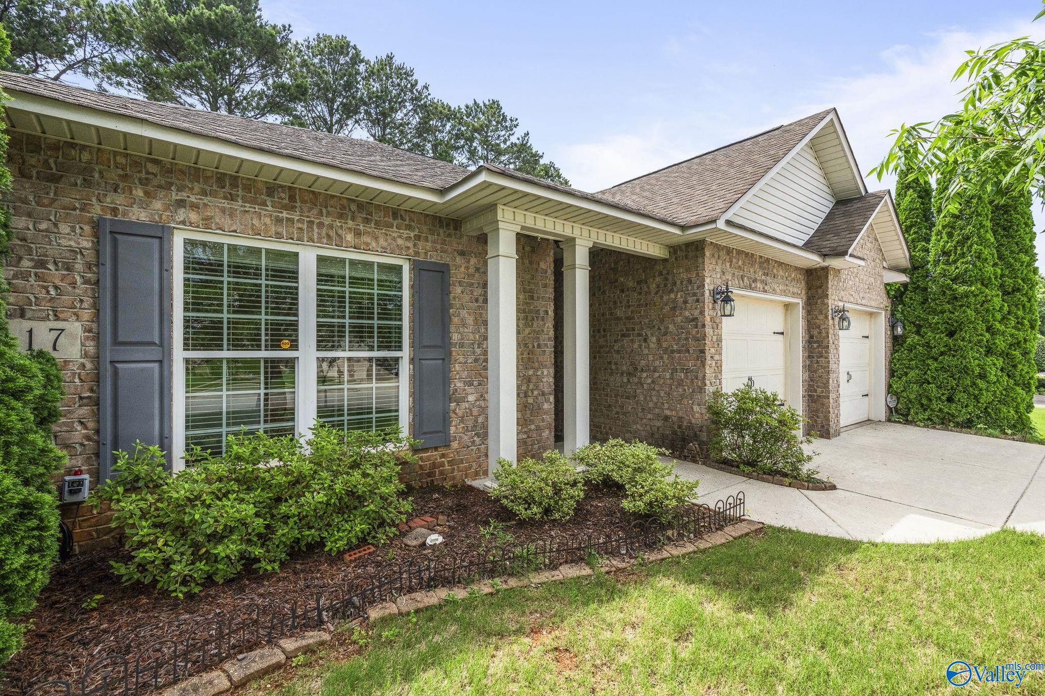 117 Somerset Park Drive, Huntsville, Alabama image 2