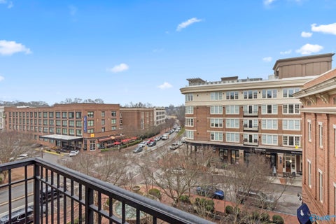 Condo For Sale - 445 Providence Main Street #410<br/> Huntsville, AL 35806