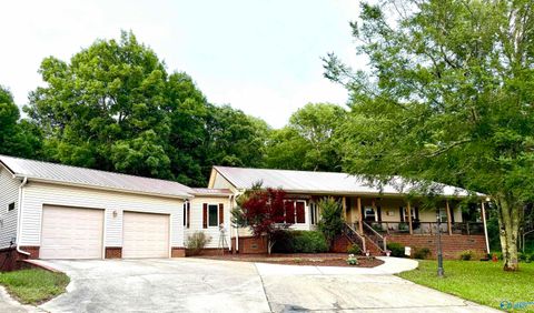 Photo of 158 Dry Creek Cove Circle, Laceys Spring, AL 35754 (MLS # 21919125)