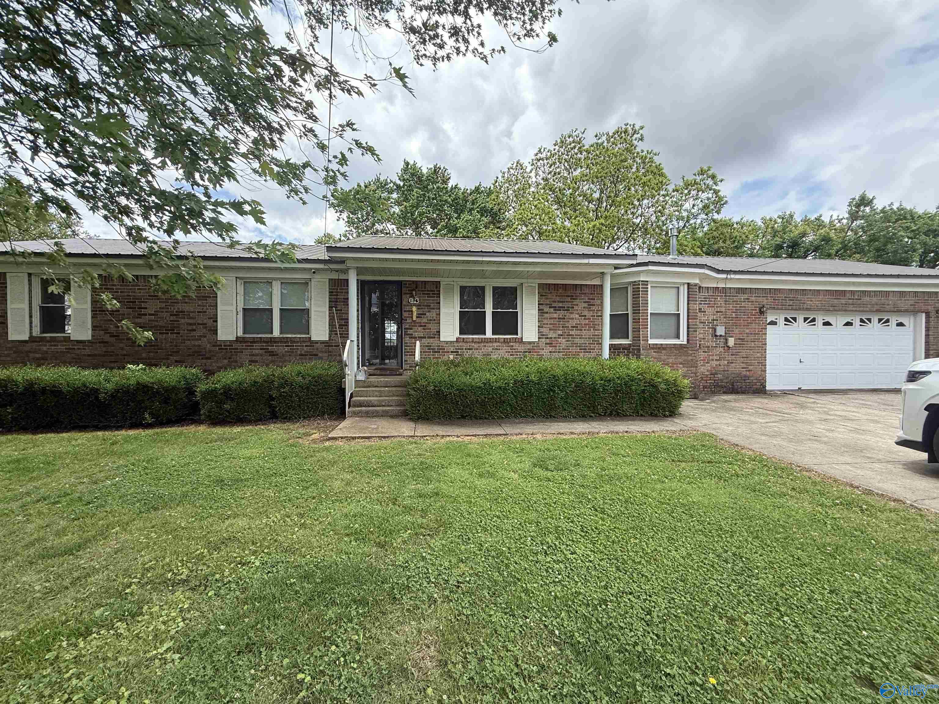 186 Brady Drive, Hazel Green, Alabama image 1