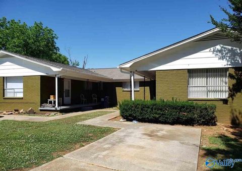 Multifamily For Sale - 907 Stevens Court<br/> Huntsville, AL 35801