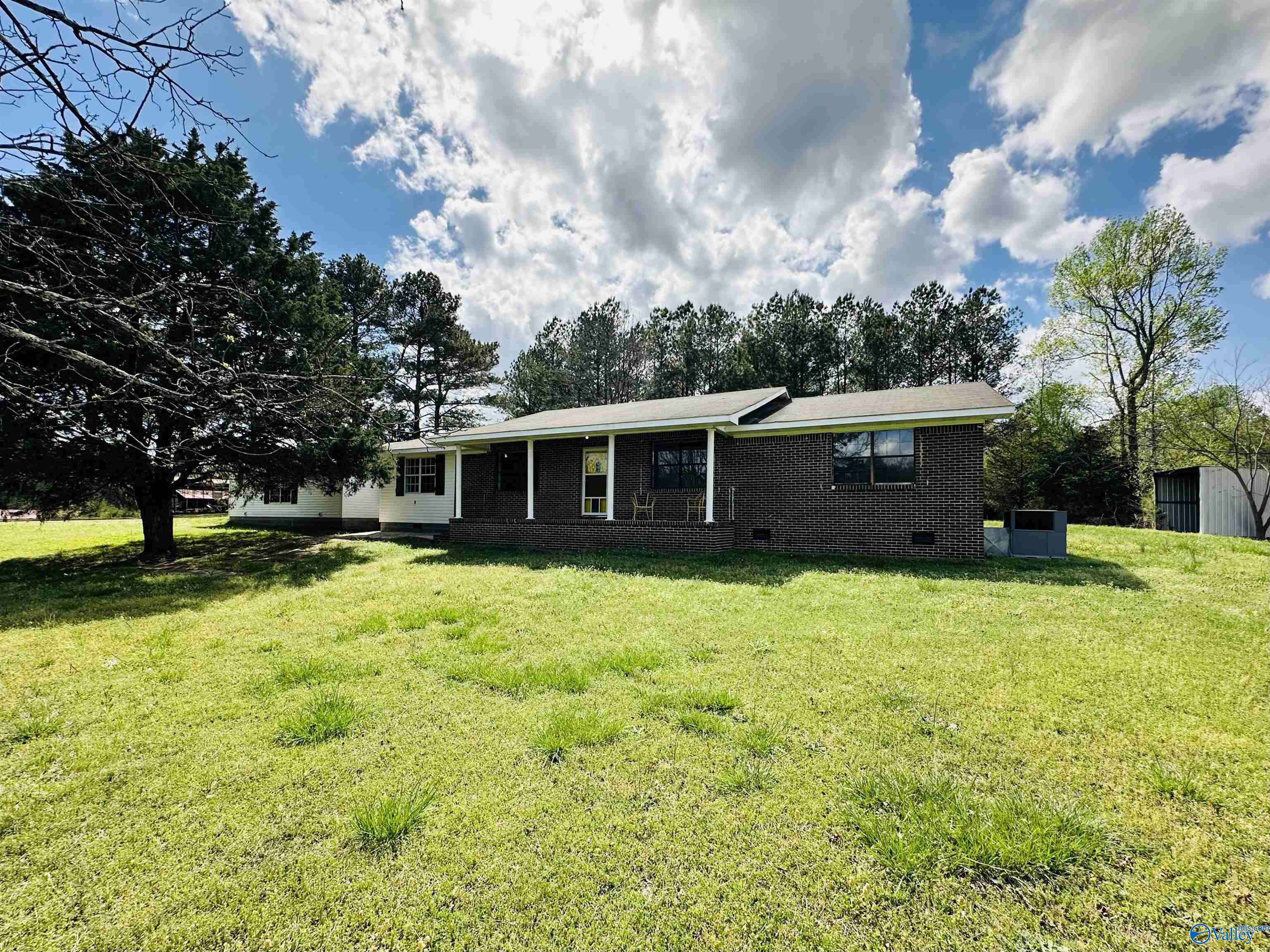 85 Washburn Circle, Gallant, Alabama image 1