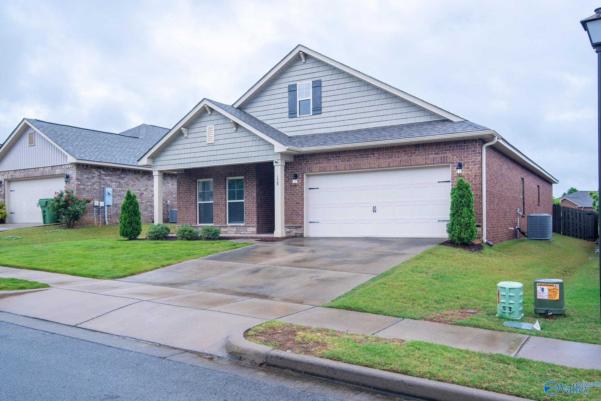 158 Grey Fawn Trail NW