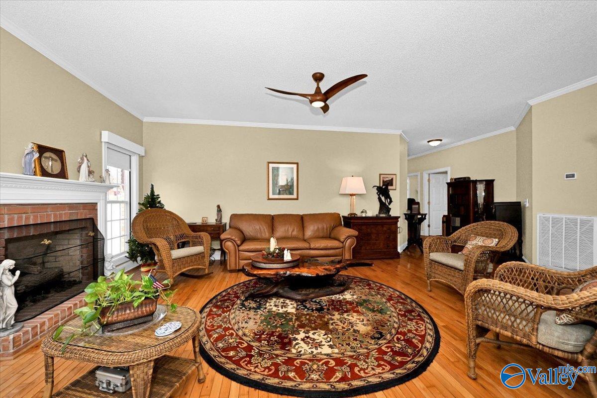 74 Saint Michael Way NE