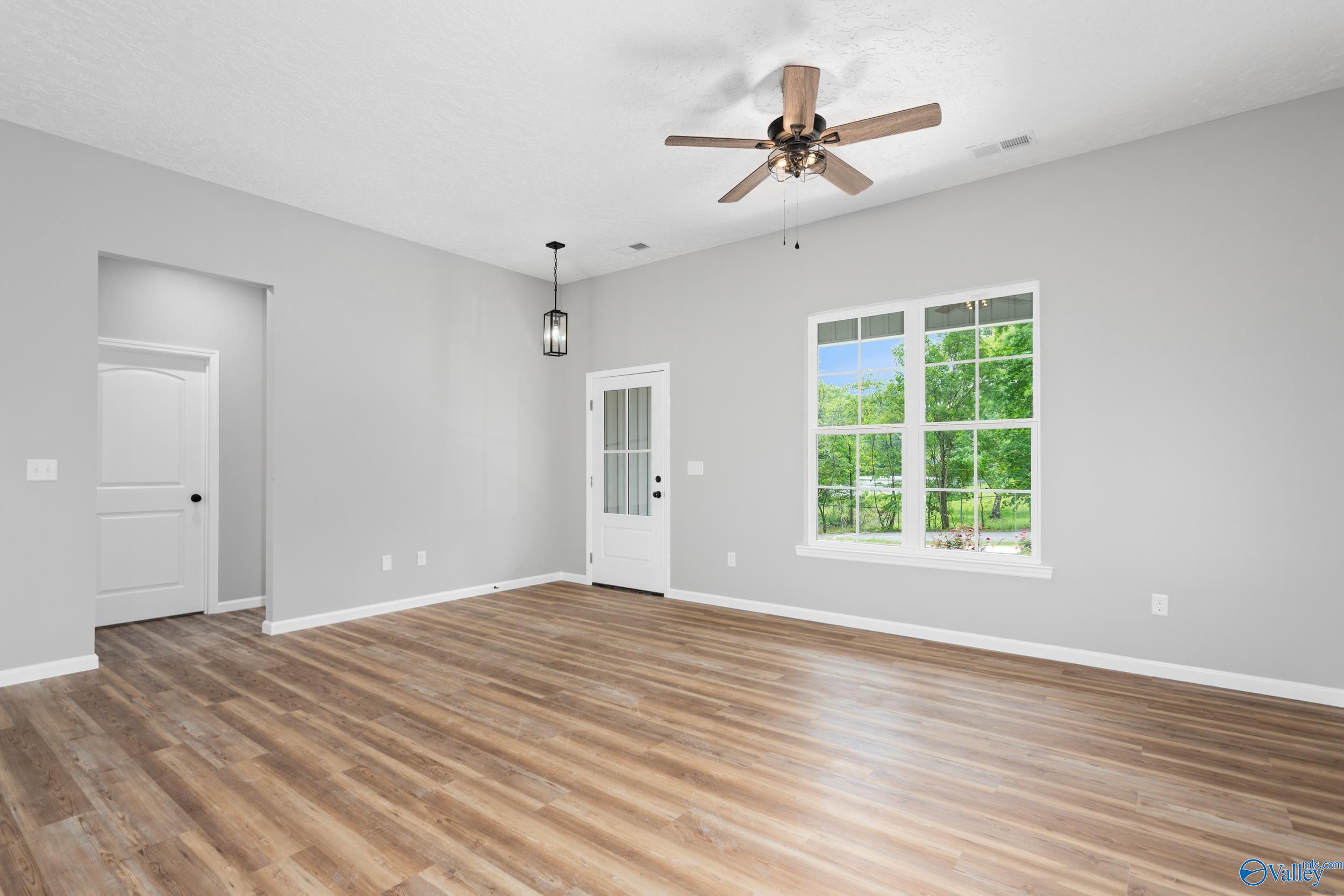 2434 Timberlake Drive, Southside, Alabama image 8