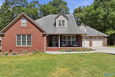 Homes For Sale - 110 Cricket Lane<br/> Etowah County, Boaz, AL 35956
