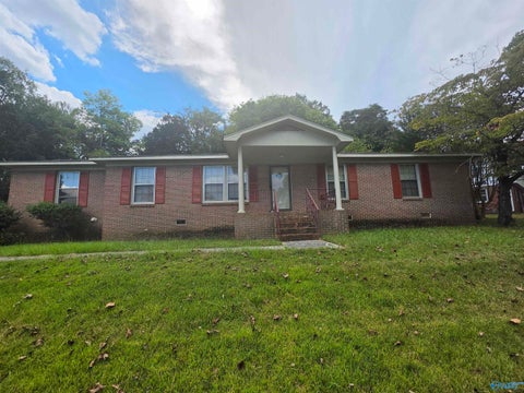 Homes For Rent - 2801 Brett Road<br/> Huntsville, AL 35810