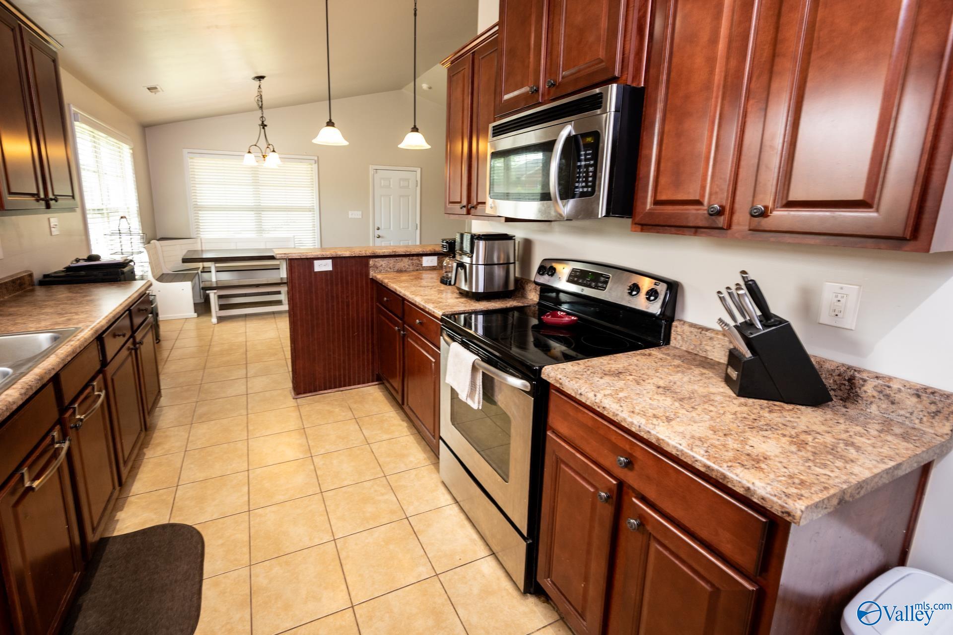 15753 Cold Branch Dr, Harvest, Alabama image 9