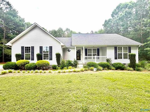 Photo of 270 Crosley Lane, Boaz, AL 35956 (MLS # 21919154)