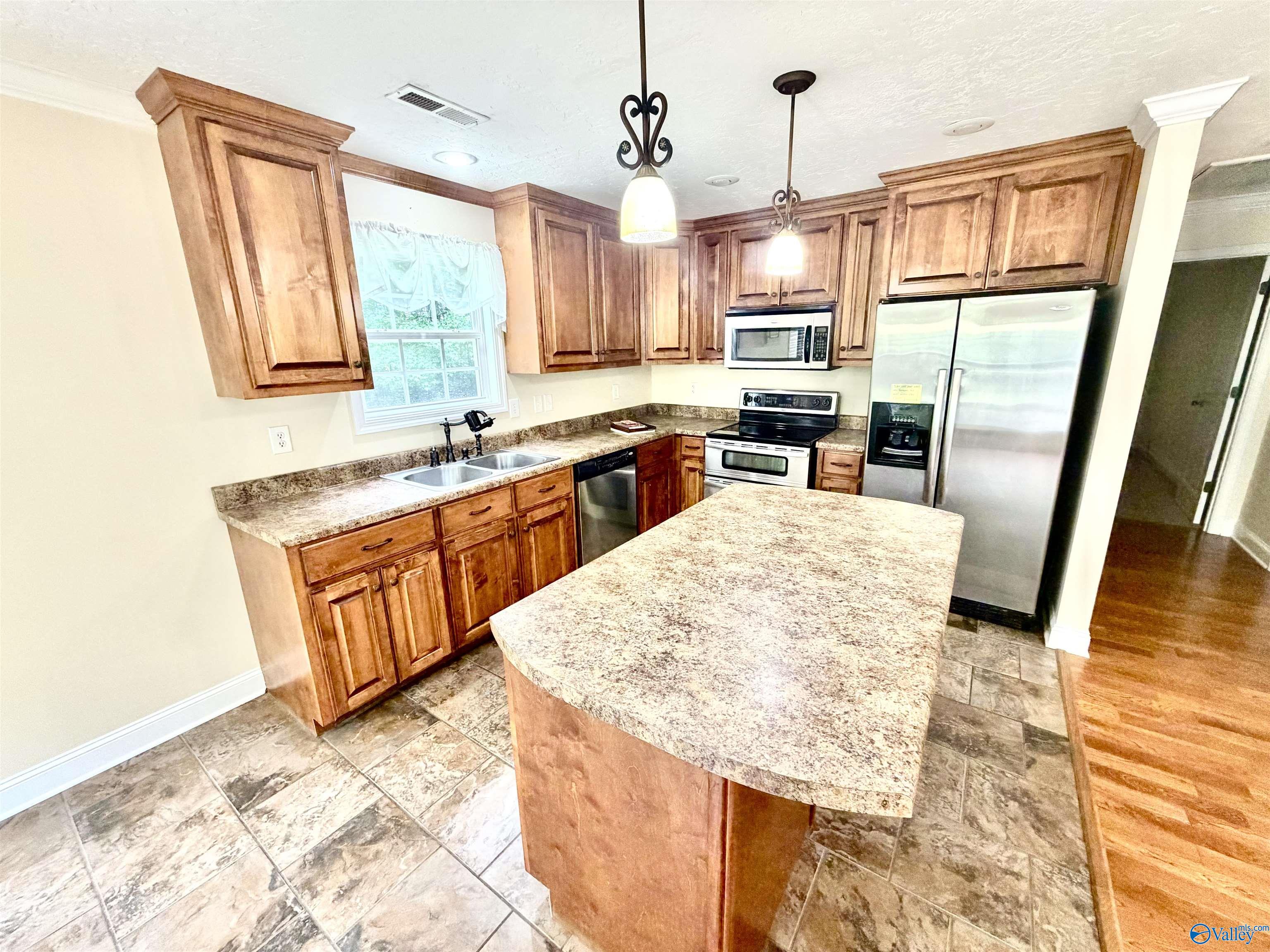 270 Crosley Lane