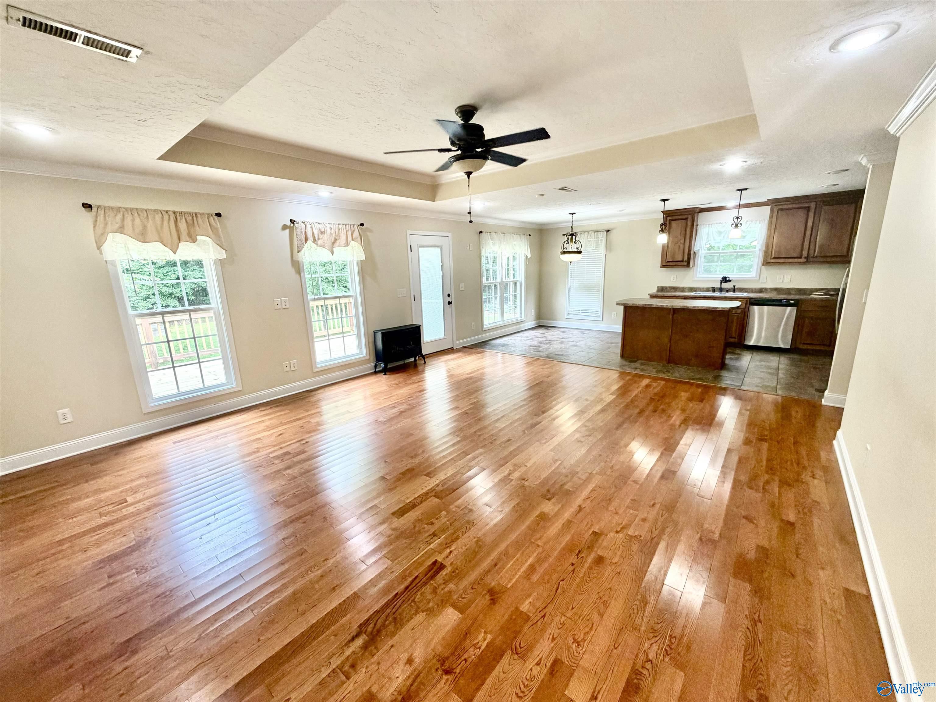 270 Crosley Lane