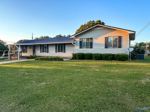 Homes For Sale - 77 Greenvale Drive<br/> Oxford, AL 36203