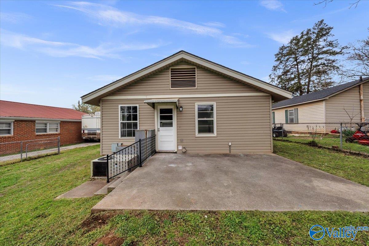 2501 1/2 15th Street, Huntsville, Alabama image 6