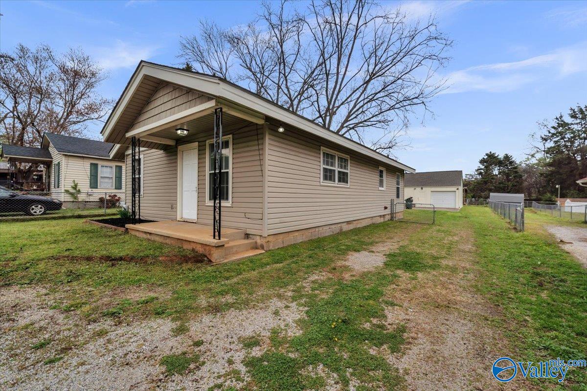 2501 1/2 15th Street, Huntsville, Alabama image 3