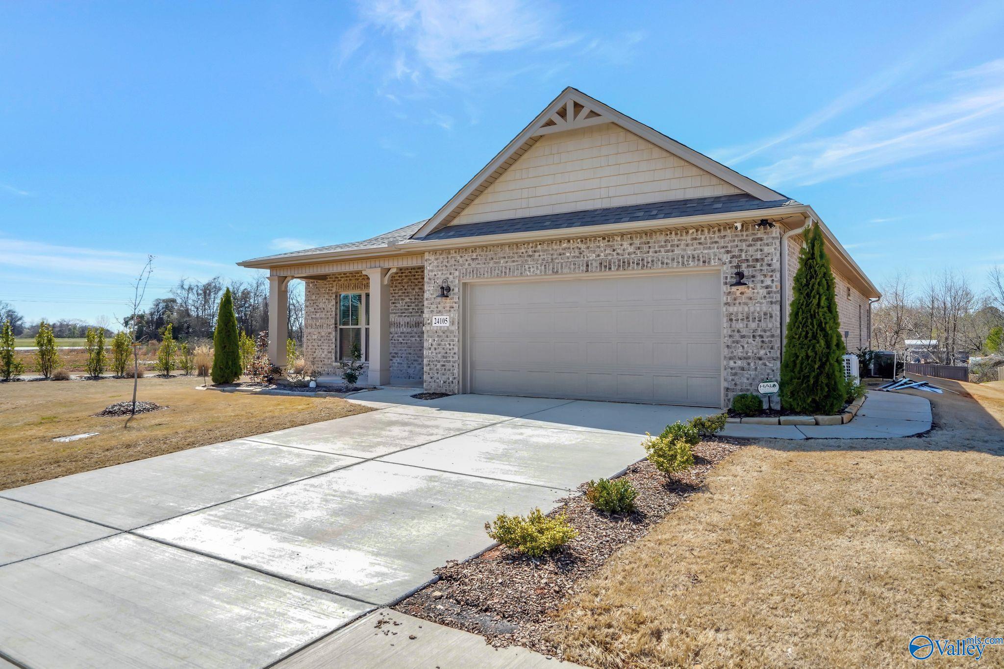 24105 Costello Drive, Athens, Alabama image 7