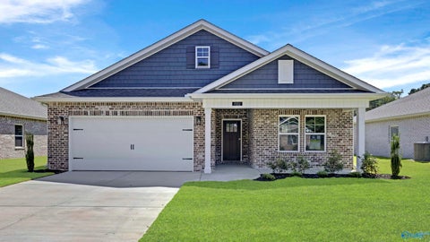 Homes For Sale - 7032 Willow Walk Boulevard<br/> Gurley, AL 35748