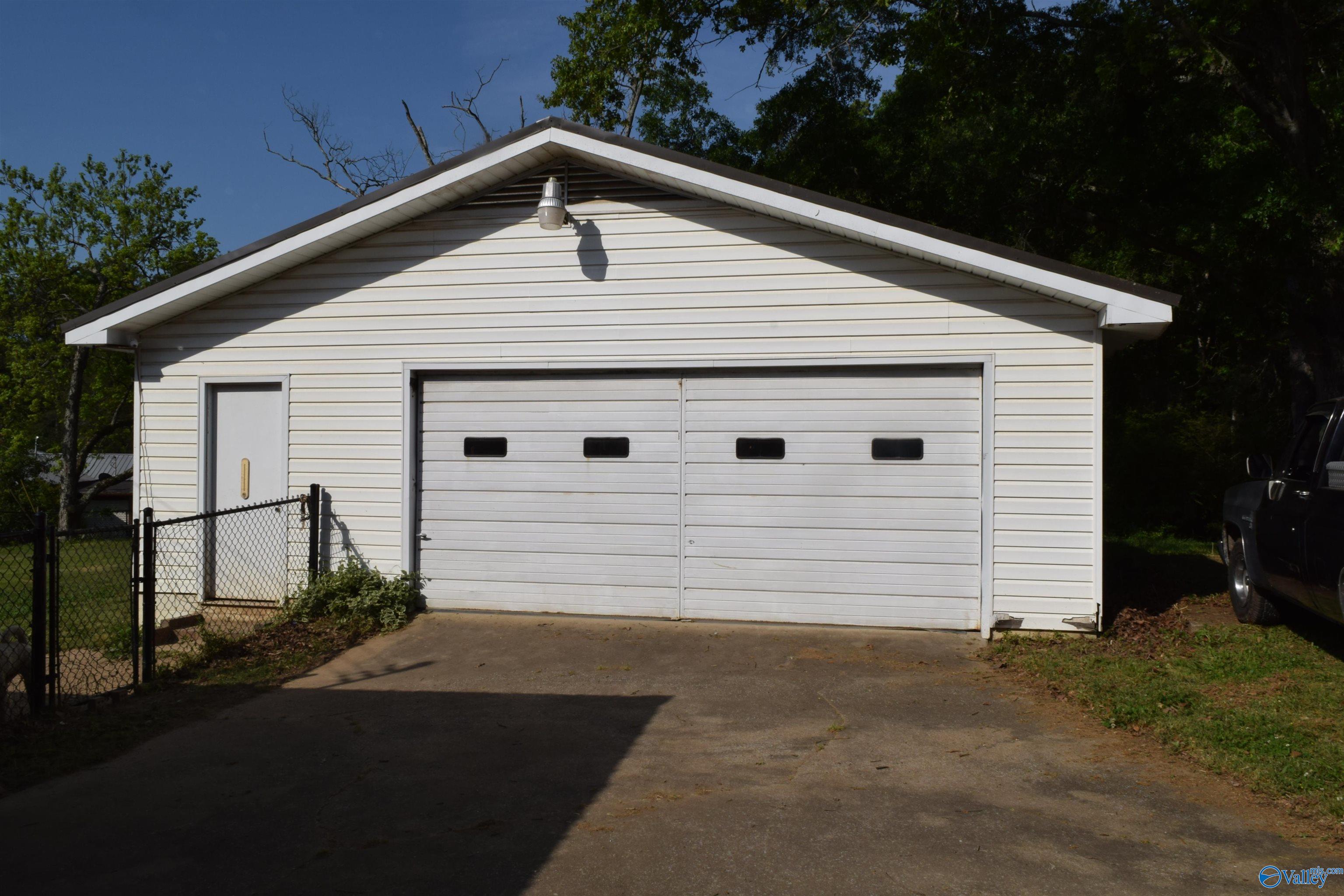104 Harwood Drive, Gadsden, Alabama image 25