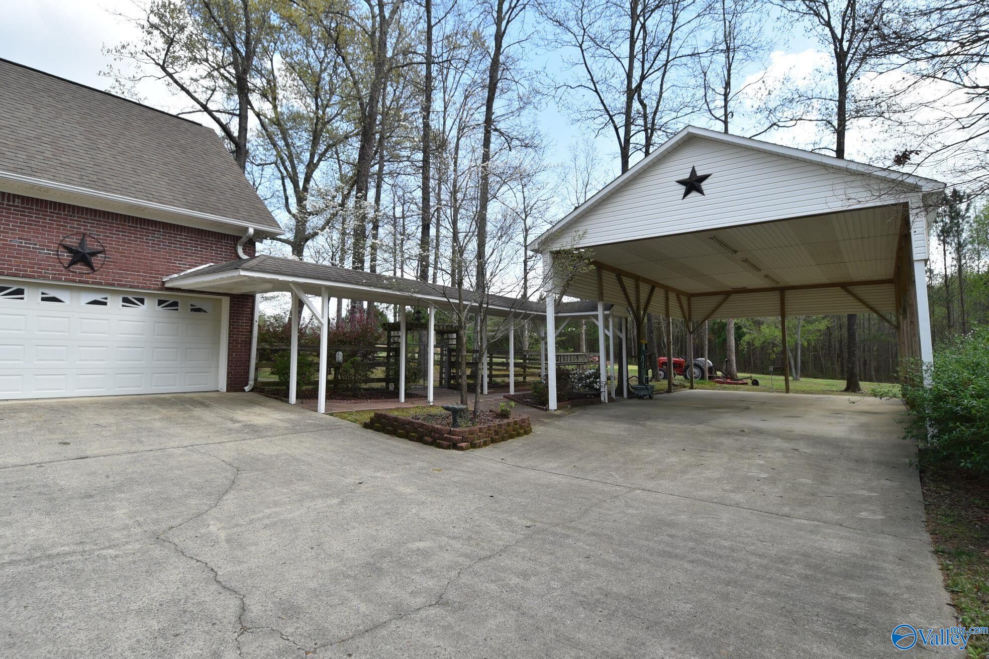 155 Ashworth Lane, Guntersville, Alabama image 2